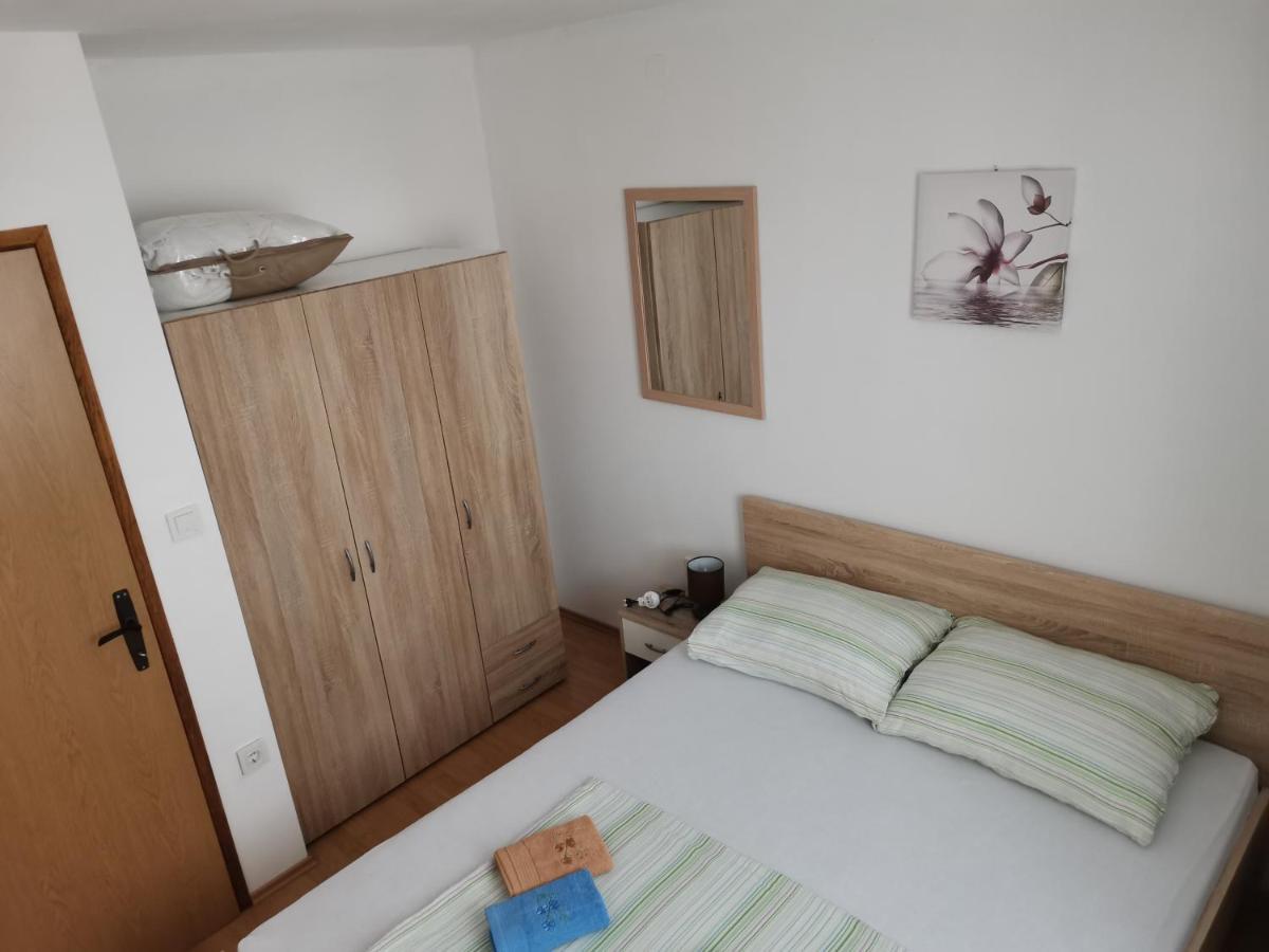 Apartman Jadranka Вир Екстер'єр фото