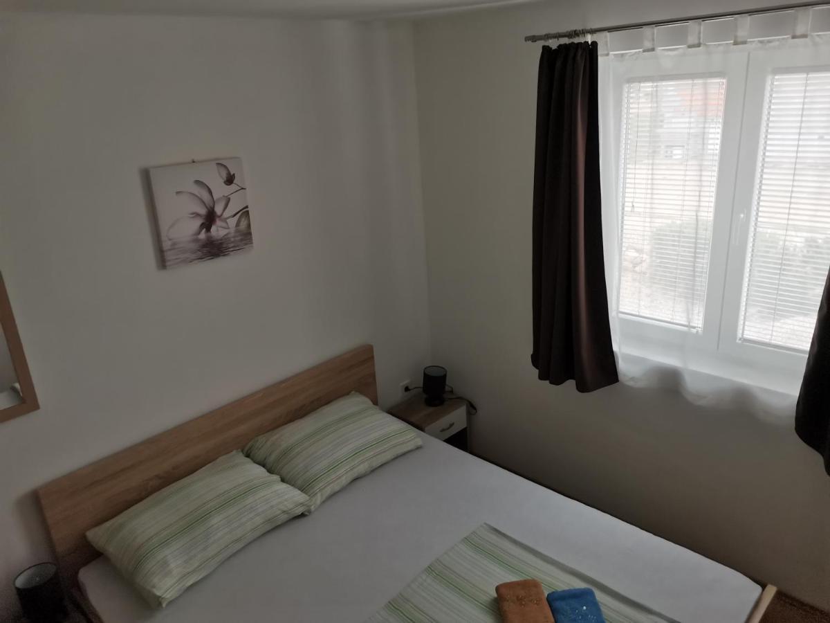 Apartman Jadranka Вир Екстер'єр фото