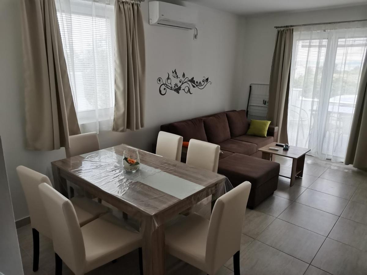 Apartman Jadranka Вир Екстер'єр фото